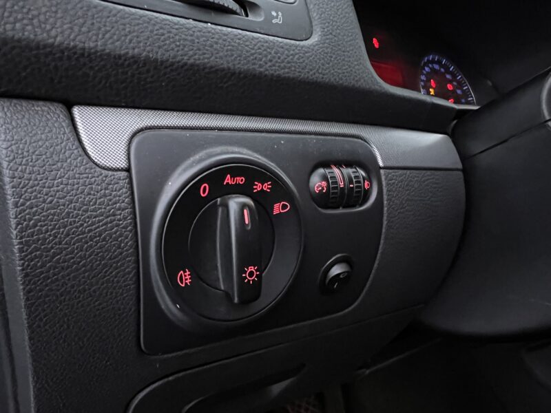 PRODÁNO - Volkswagen Jetta 2.0 TDI